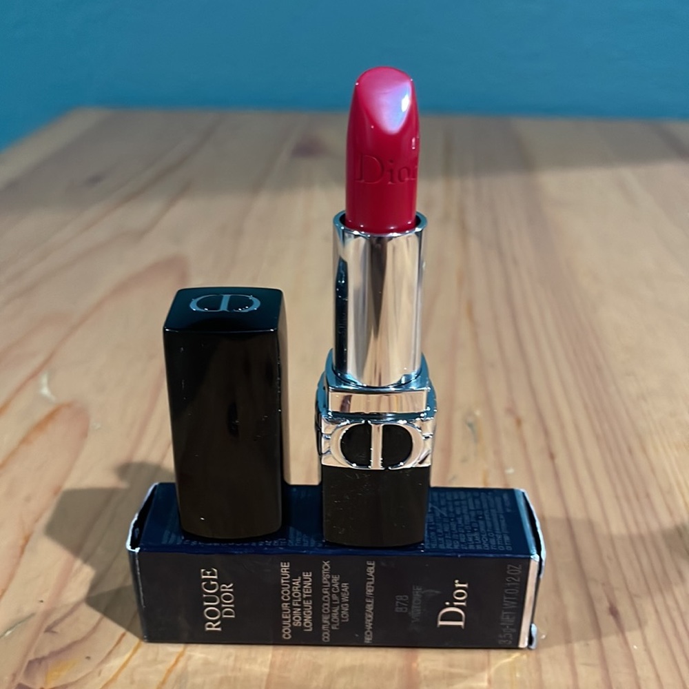 New!!! Rouge Dior Refillable Lipstick COLOR: 878 Victoire Satin - plummy red